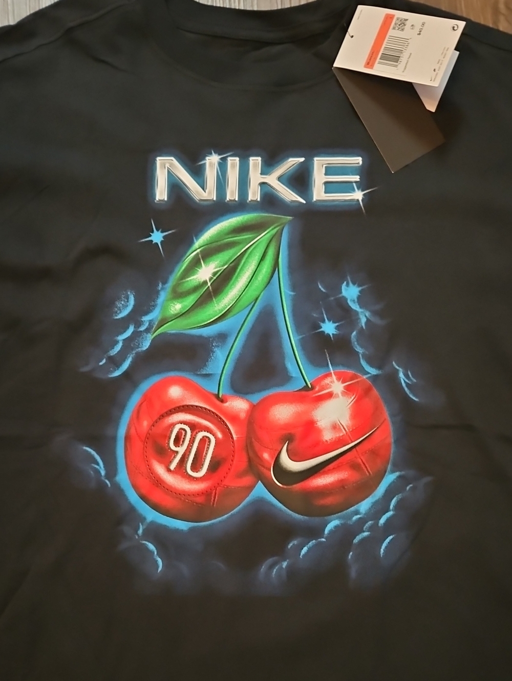 NIKE WOMENS OVERSIZED TSHIRT - LARGE - Picture 3 of 3